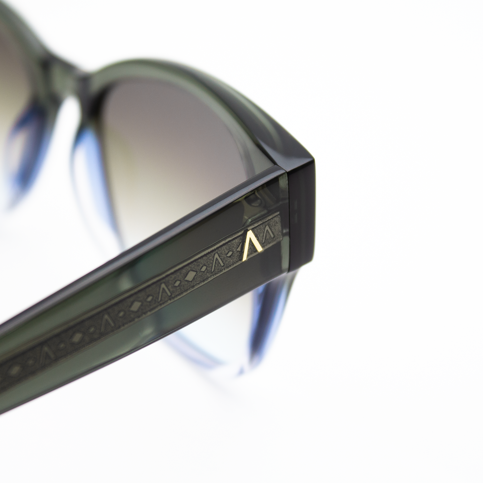 Adam Young Sonnenbrille AD 053 Col.07