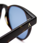 Adam Young Iz Collection Sonnenbrille AD 055