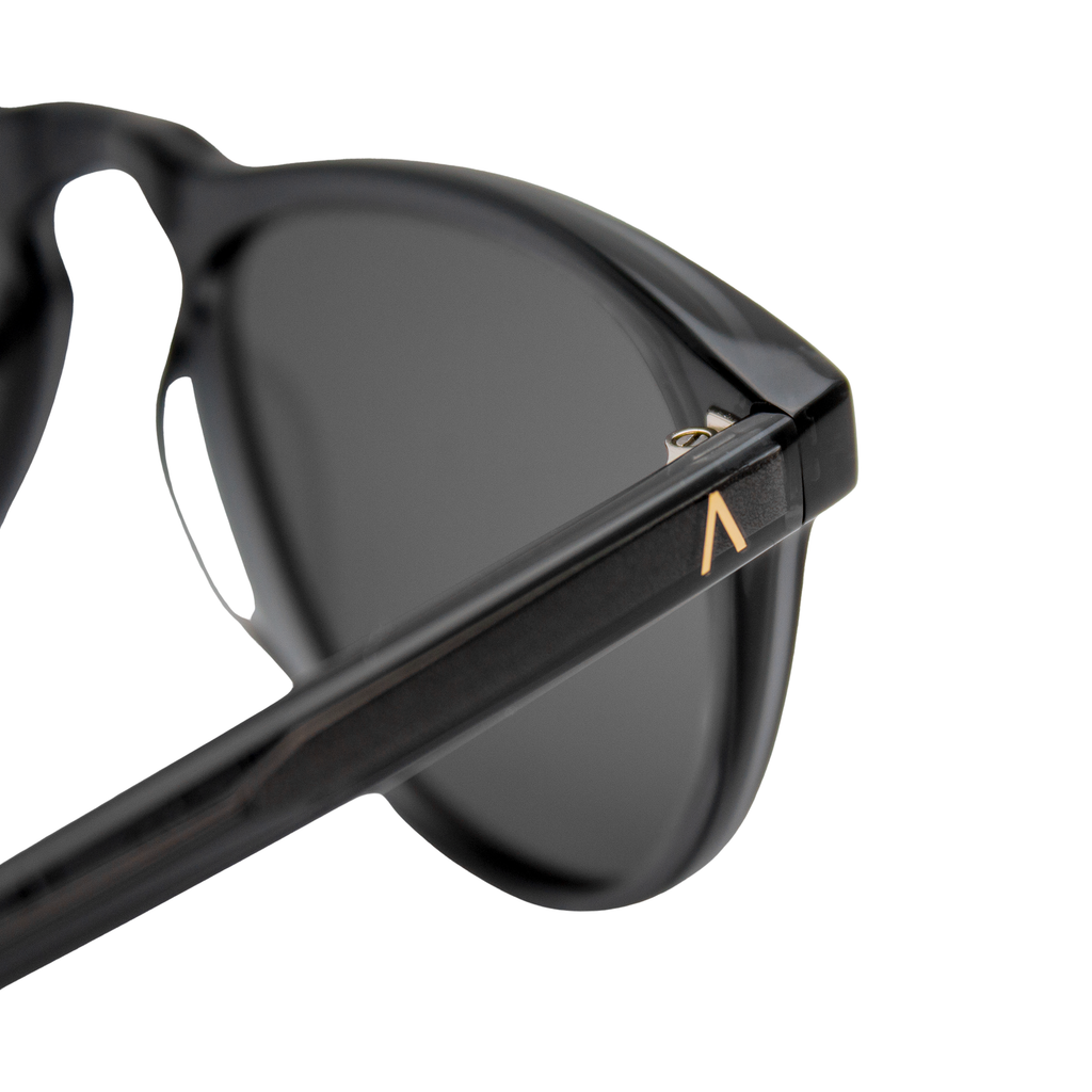 Adam Young Iz Collection Sonnenbrille AD 036