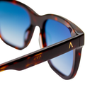 Adam Young Iz Collection Sonnenbrille AD 039